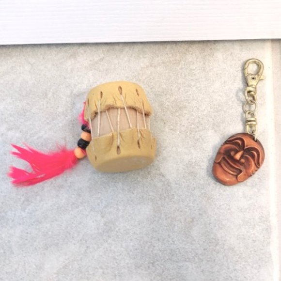 VINTAGE Korean Traditional Keychain and Drum Set Bundle - Picture 5 of 7